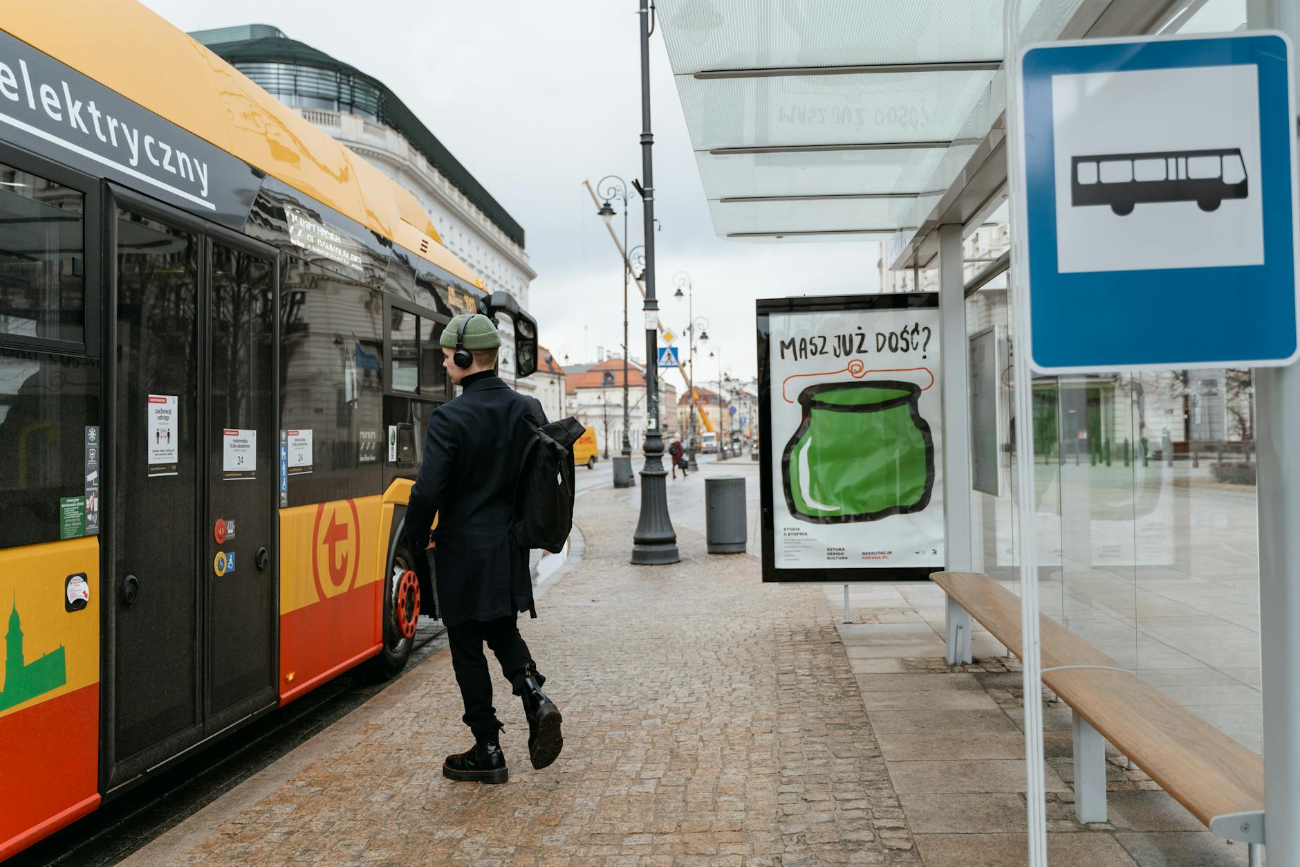 Siedem nowych autobusów elektrycznych MKS Mielec, symbol ekologicznego transportu publicznego w mieście.